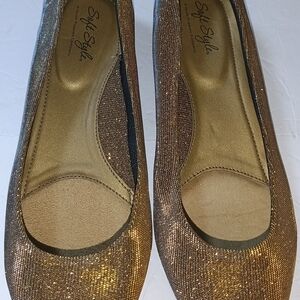 Soft Style Women's Shimmering Gold Loafers
